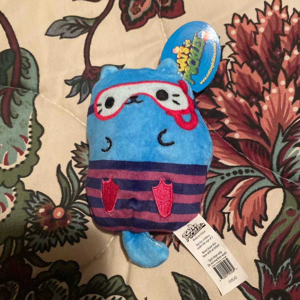 Cats Vs. Pickles Good Buoy